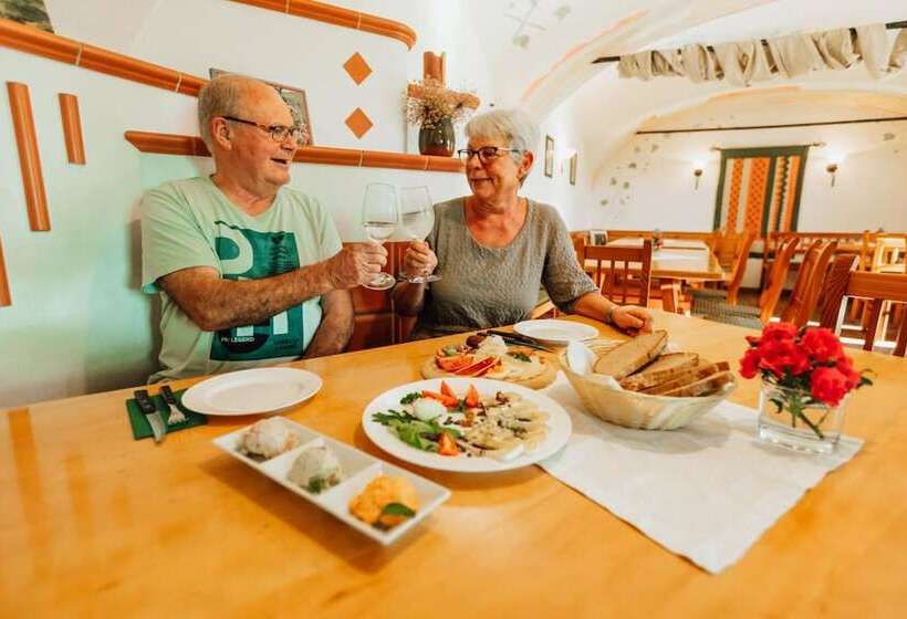 Пансион Winzerhof Strablegg