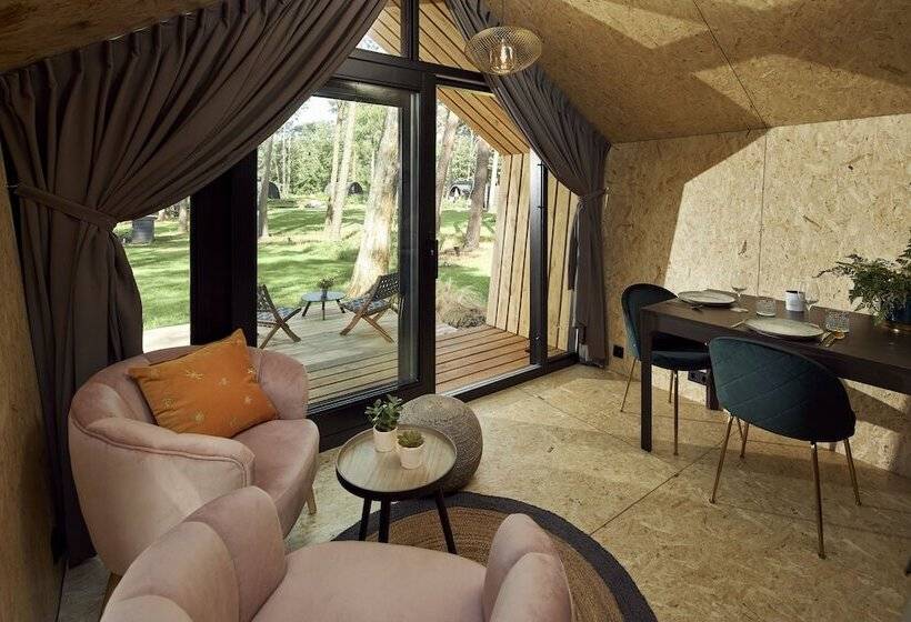 استراحتگاه Kampina Staete