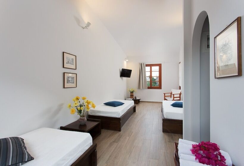 Venetia Apartments