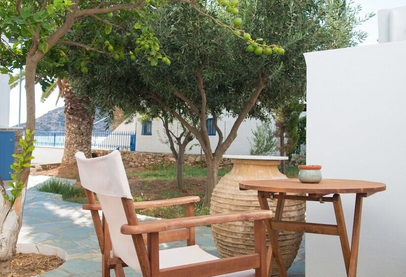 Aerides Boutique Rooms