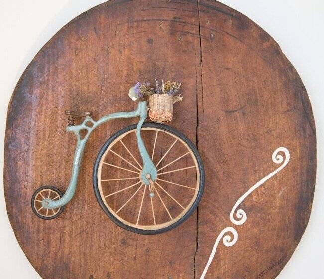 Aerides Boutique Rooms