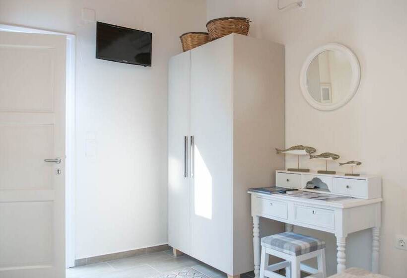 Aerides Boutique Rooms