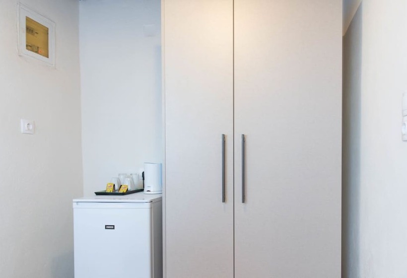 Aerides Boutique Rooms