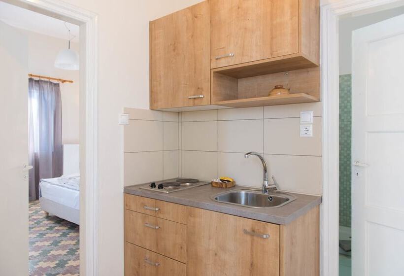 Aerides Boutique Rooms