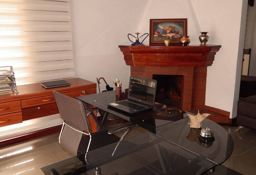 هاستل Casa Madero