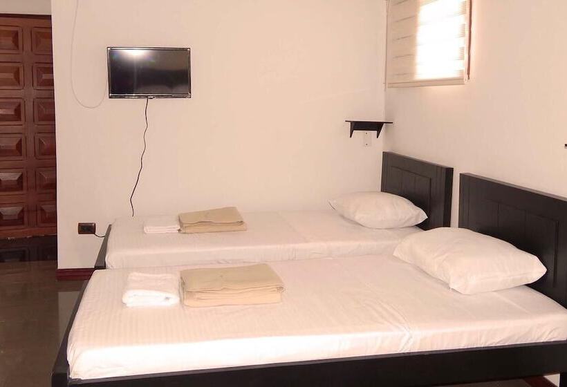 هاستل Casa Madero