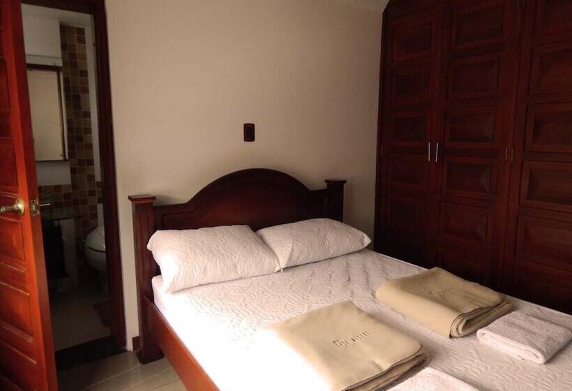 هاستل Casa Madero