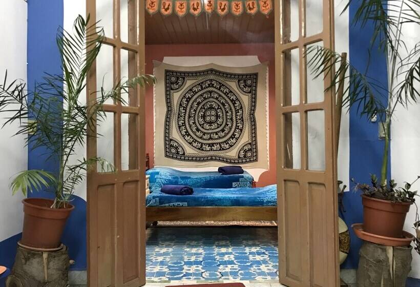 Общежитие Casa Plena Ashram Urbano