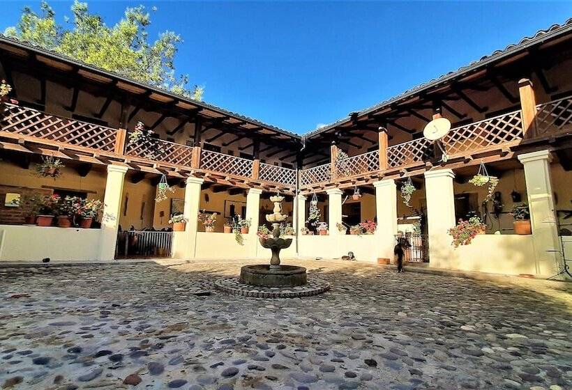 هاستل Hacienda San Isidro De Iltaqui