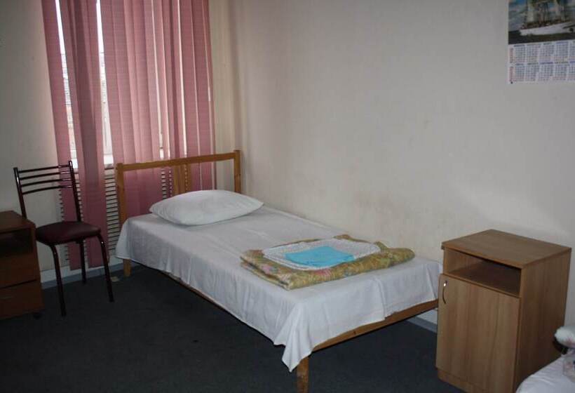 Mini Hotel Avrora Hostel