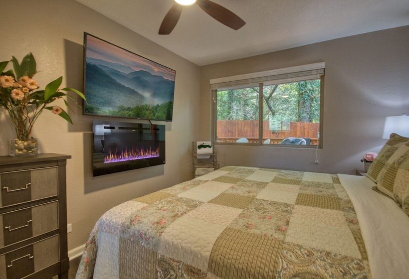 Gatlinburg Barbara S Song #4125