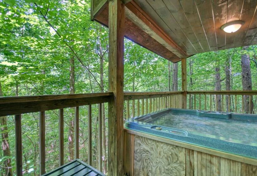 Cottage In The Pines #297