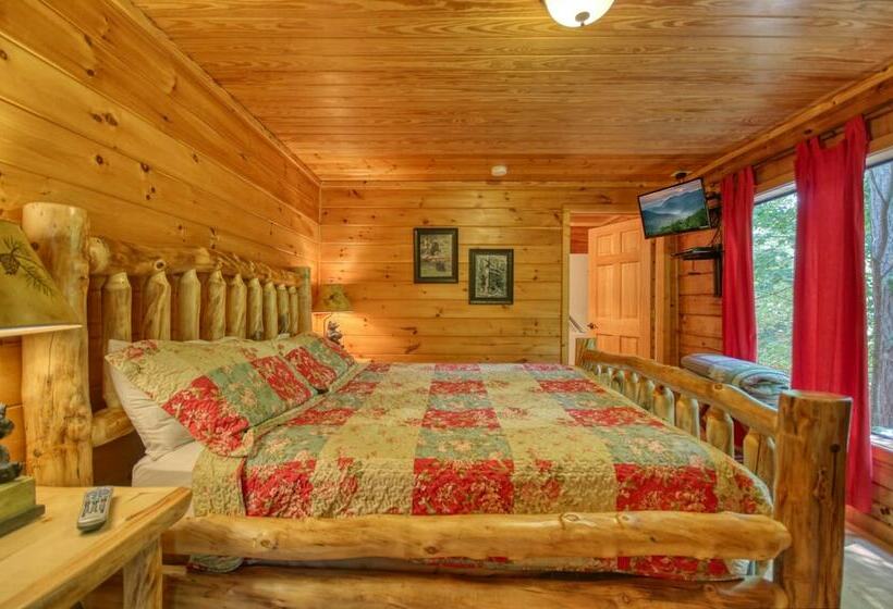 Cottage In The Pines #297