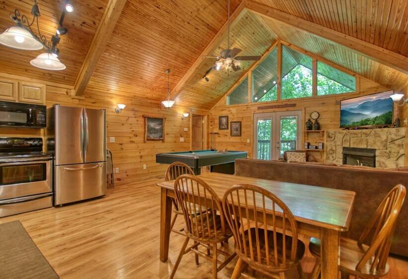 Cottage In The Pines #297