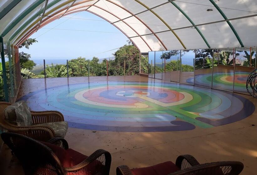 مبيت وإفطار Dragonfly Ranch