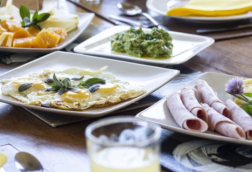 مبيت وإفطار Hostal El Vergel Azul