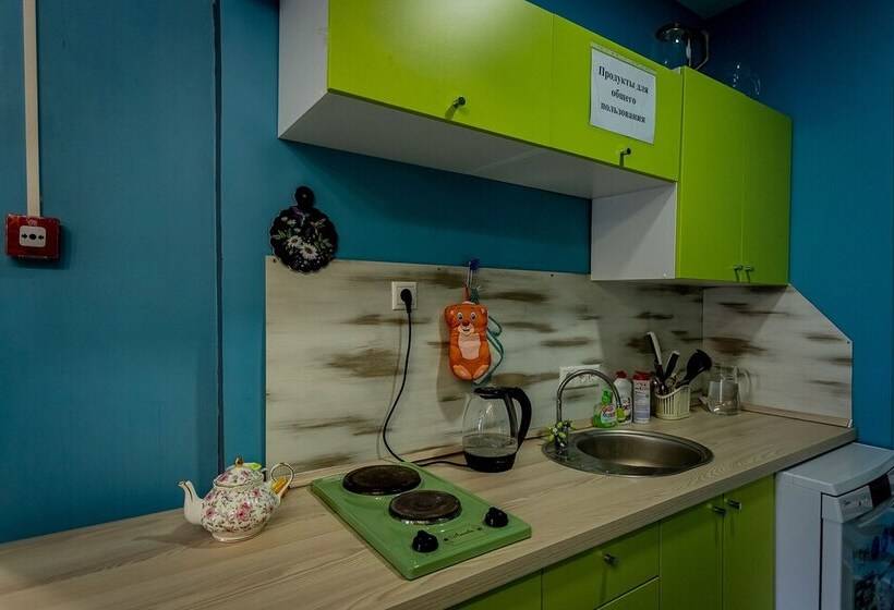 Eco Son Hotel & Hostel