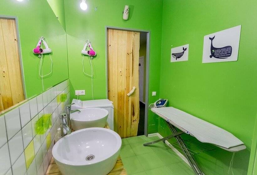 Eco Son Hotel & Hostel