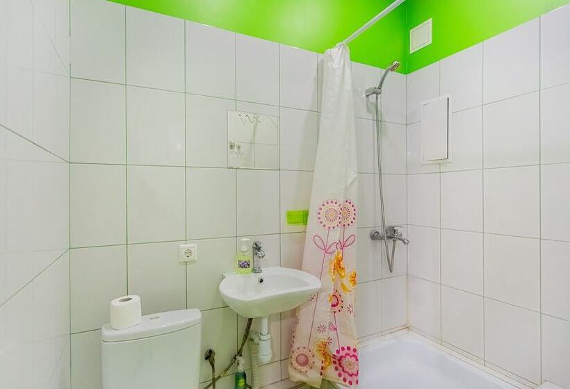 Eco Son Hotel & Hostel