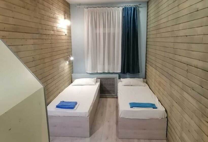 Eco Son Hotel & Hostel