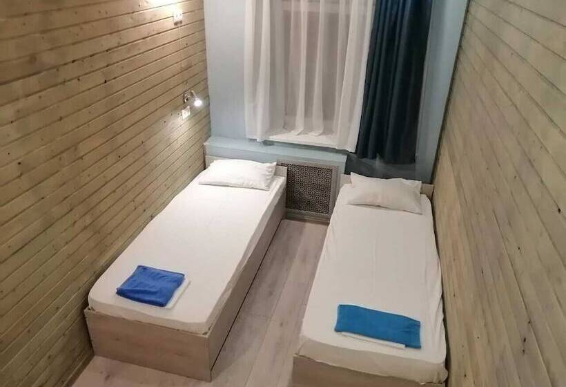 Eco Son Hotel & Hostel