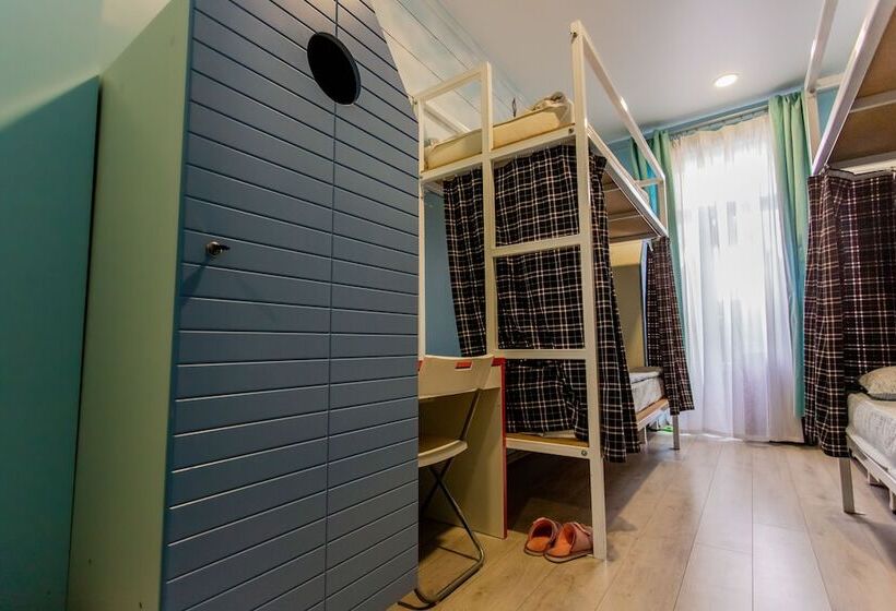 Eco Son Hotel & Hostel