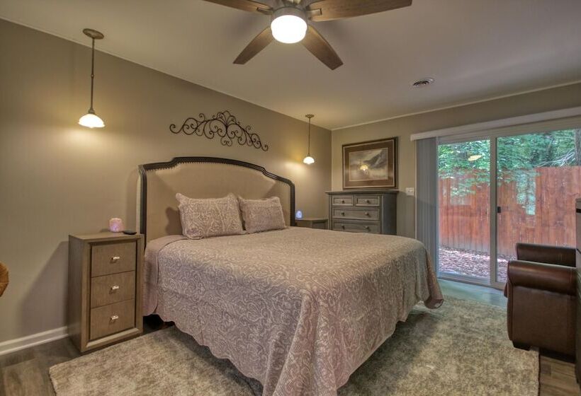 Gatlinburg Barbara S Song #4125