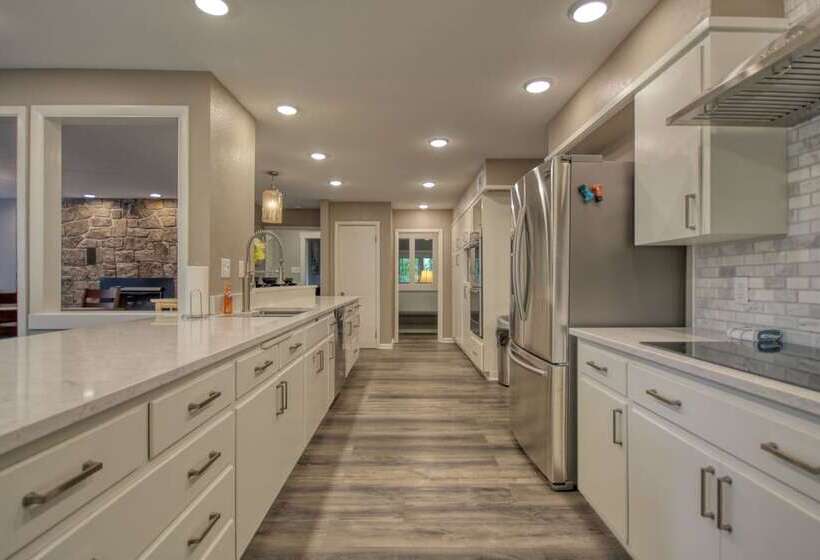 Gatlinburg Barbara S Song #4125