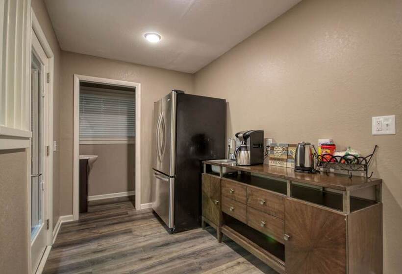 Gatlinburg Barbara S Song #4125