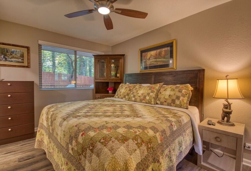 Gatlinburg Barbara S Song #4125