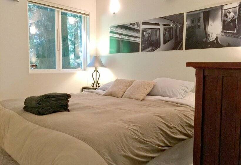 Glacier Springs Cabin #60 The Family Time Cabin!