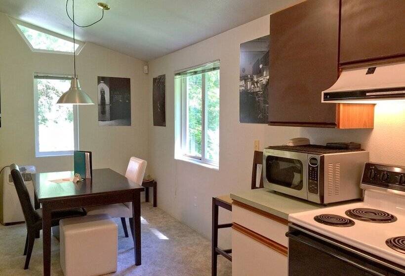 Glacier Springs Cabin #60 The Family Time Cabin!