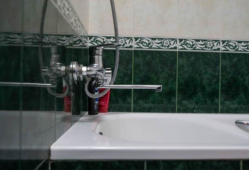 Guest House Rango   Hostel