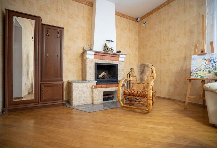 Guest House Rango   Hostel