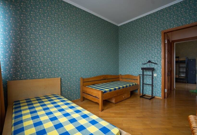 Guest House Rango   Hostel