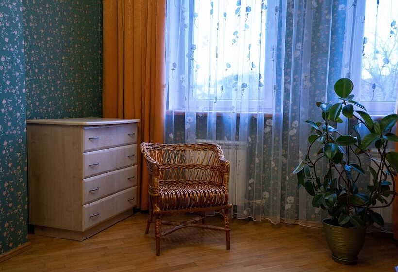 Guest House Rango   Hostel