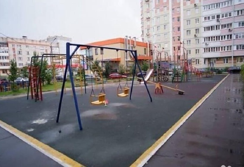 Hostel Happy House On Kholmogorova