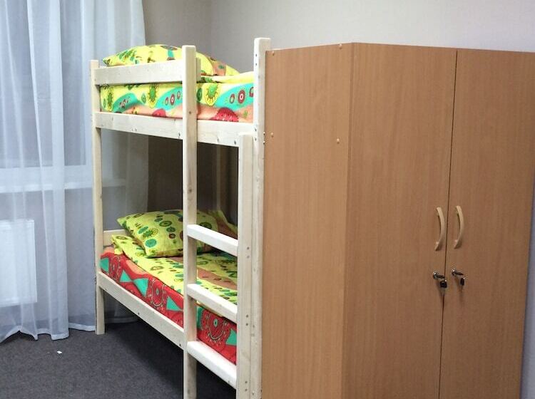 Hostel Happy House On Kholmogorova