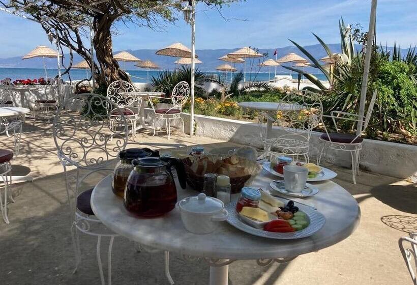 Отель Altin Camp & Park