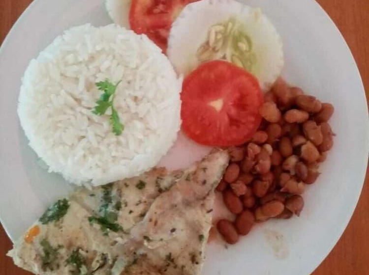 هتل Amazon Journeys Lodge & Expedition