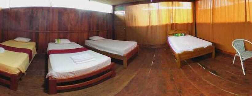 هتل Amazon Journeys Lodge & Expedition