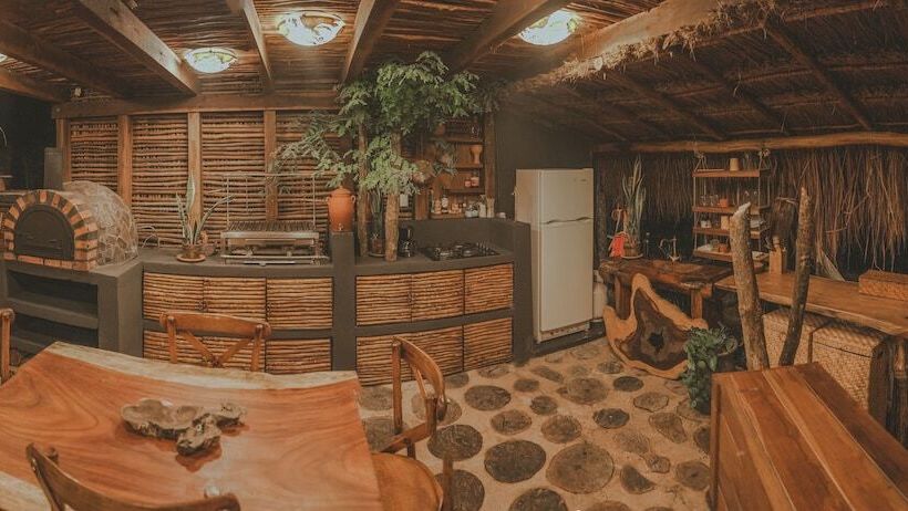 בית מלון כפרי Anand Ecoaldea