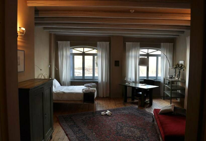 Отель Antico Borgo Monchiero – Art Living