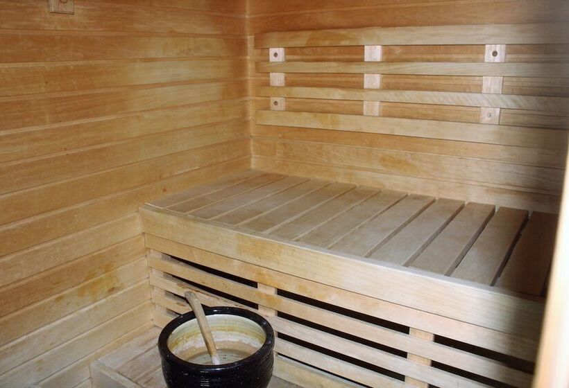 Отель Antico Borgo Monchiero – Art Living