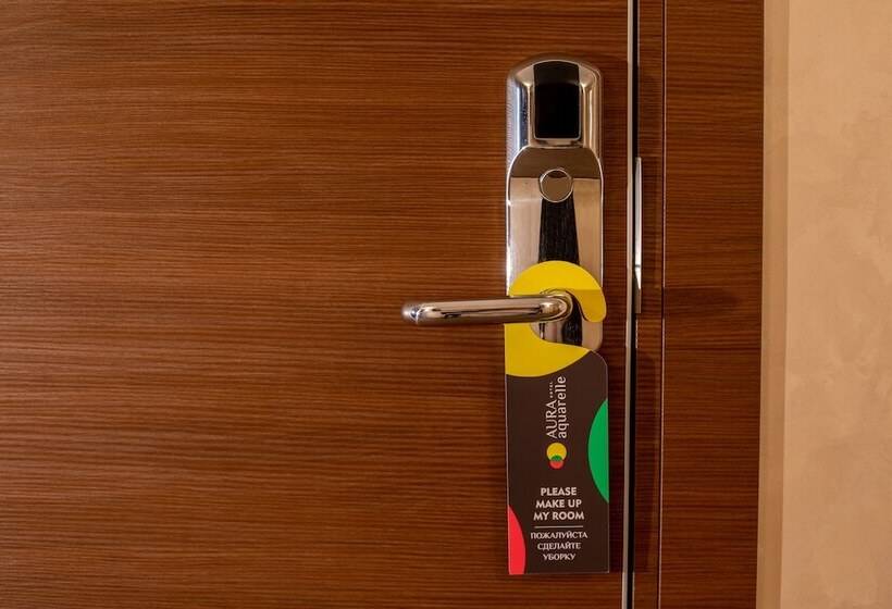 هتل Aura Aquarelle