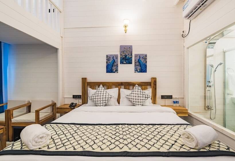 هتل Baga Hideout Premiere