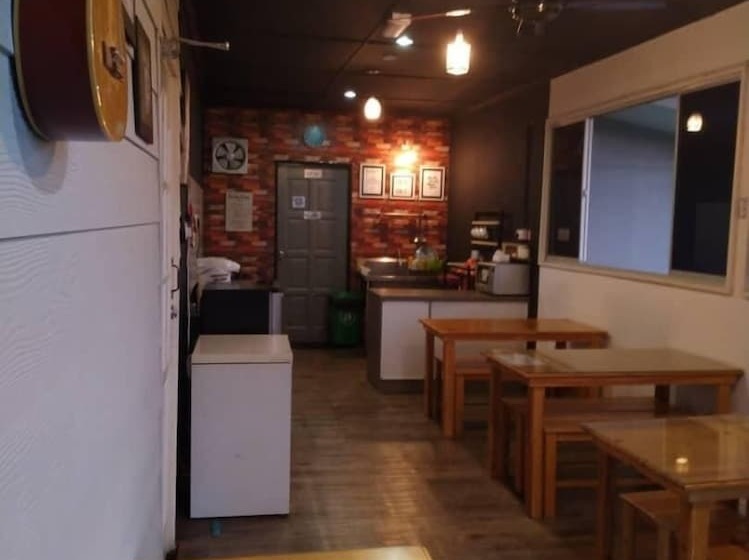 酒店 Bayu Senja Lodge