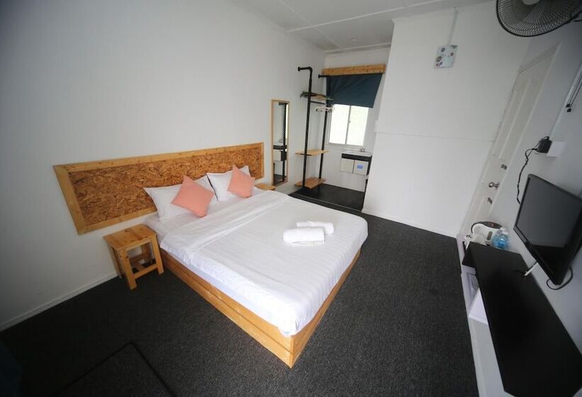 酒店 Bayu Senja Lodge