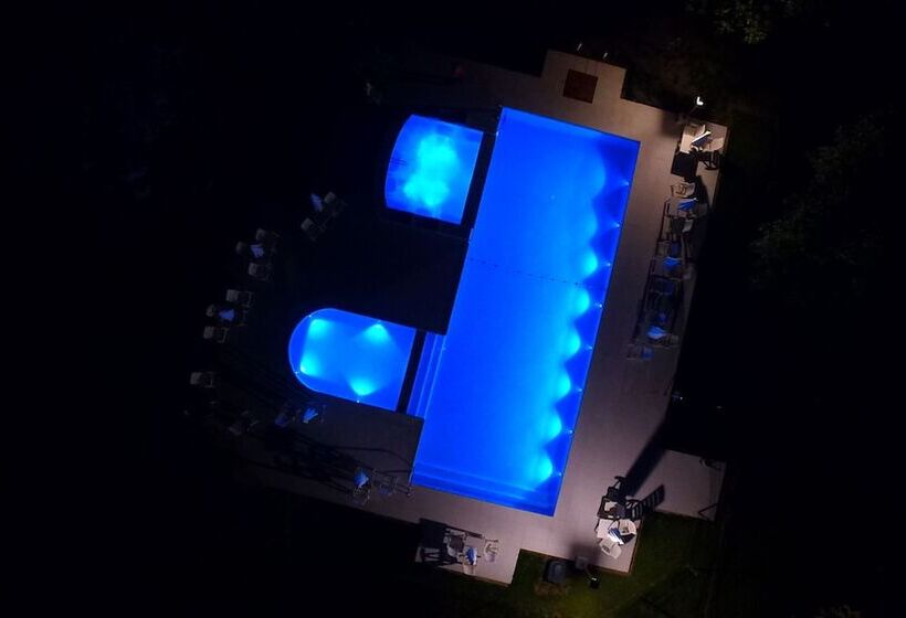 هتل Cabañas Am Bach