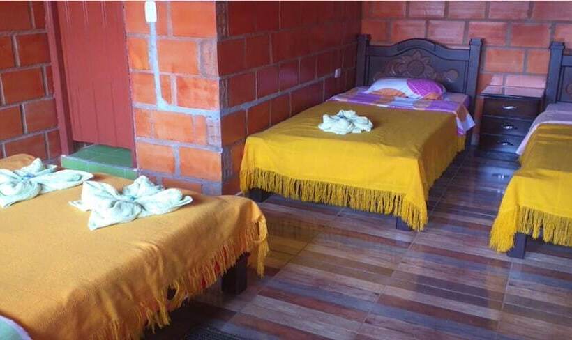 ホテル Cabanas Y Camping Colinas De San Diego